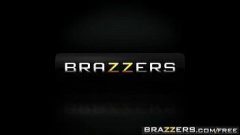 Video da brazzers mostra os melhores sexo e orgamos que tem em escritório médico com as mais gostosas